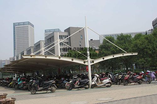 双侧斜拉型深夜视频在线